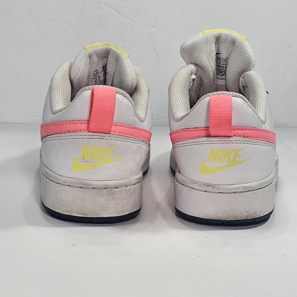 Nike White and Pink Sneakers - Picture 3 of 8
